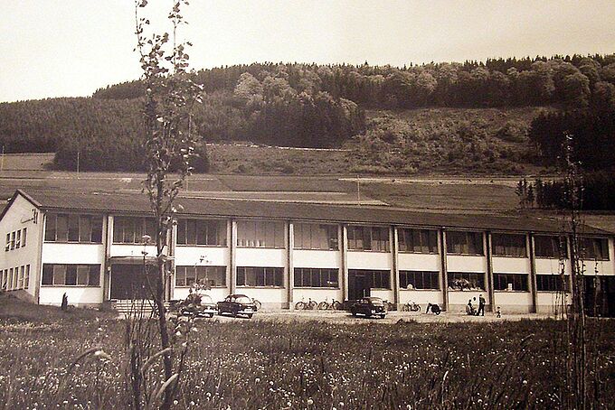 Production of rebonded foam